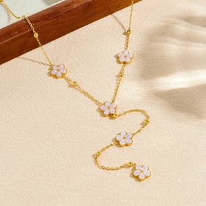 Korean Style Flower Pendant Gold Plated <b>Long</b> Tassel <b>Necklace</b> With Simulated Pearl Petal Design For Everyday Wear - Product Image 2