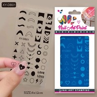 Nail Art Stamping Plate French Line Stripe Design Vernis à ongles Fleur Feuille Impression Timbre Modèle Outil Manucure Décor