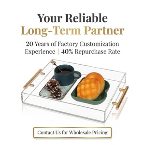 Plateau de service en acrylique de haute qualité avec poignées en métal doré, design personnalisé, prix d'usine en gros, décoration transparente pour la cuisine et la maison - Product Image 5