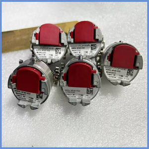 Nuevo Codificador Rotatorio Absoluto 100% Original SKM36-HFA0-K02 SKS36-HFA0-K02 HIPERFACE Codificador de Retroalimentación de Motor - Product Image 2