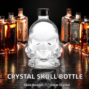 Bouteille en verre transparent en forme de tête de crâne en cristal Econle avec bouchon en liège et impression sérigraphiée pour brandy, tequila, vin - Product Image 4