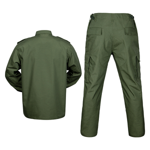 HPB0202 Combinaison BDU verte personnalisée de haute qualité pour la chasse en plein air, veste et pantalon multi-poches pour hommes avec fonction respirante - Product Image 1