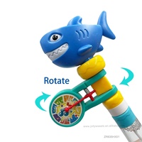 En gros, Jouet d'extérieur 2 en 1 : Tambour à bulles manuel en forme de requin et bâton à bulles musical pour l'aventure en mer