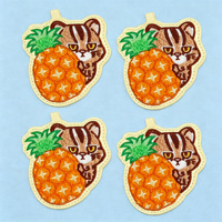 Porte-clés tendance en peluche de dessin animé, pendentif décoratif pour sac en cuir premium brodé en chenille