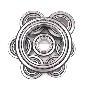 Roulement à rouleaux coniques à une rangée de haute qualité et longue durée de vie 30204 J pour les moyeux automobiles et les applications de boîtes de vitesses industrielles - Product Image 1