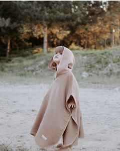 1 pezzo personalizzato Logo RTS con cappuccio acqua assorbente <span class=keywords><strong>accappatoio</strong></span> traspirante ricamato in cotone mussola scialle asciugamano <span class=keywords><strong>da</strong></span> bagno per bambini - Product Image 5