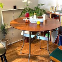 Table à manger ronde avec plateau en bois et pieds en acier, style chinois moderne, mobile, extensible, compacte pour les petits espaces