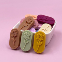 Perles rondes en silicone de qualité alimentaire, motif dessin animé, fleur de rose, accessoires pour stylos d'enfants, vente directe d'usine en gros