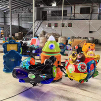 Manège pour enfants de haute qualité, carrousel de parc d'attractions sur un avion électrique musical