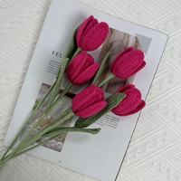Nuevo estilo flor artificial tulipán ganchillo flores de Navidad decoración del hogar punto ganchillo tulipán flor regalo del Día de San Valentín