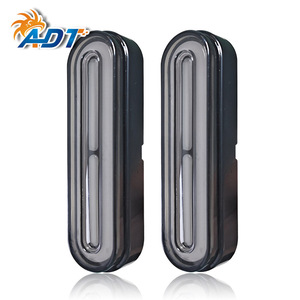Feu arrière de moto ADT 10V-80V avec lentille fumée, clignotant latéral LED ambre et feu de gabarit pour camion - Product Image 1