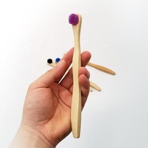 Sikat gigi kayu bambu merek kustom untuk dewasa bulu arang keras pembersih 360 derajat penggunaan rumah dengan kotak PBT - Product Image 5