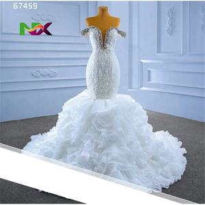 ชุดแต่งงานเจ้าหญิงทรงทรัมเป็ตแบบสั่งตัดพิเศษ ดีไซน์เกาะอก แต่งลูกไม้ผูกด้านหลัง ประดับลูกปัดและเลื่อมระยิบระยับ พร้อมระบายหรูหรา - Product Image 2