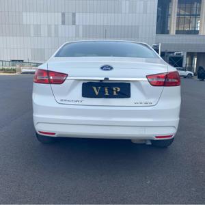 รถฟอร์ดโกรธอัตโนมัติสีขาว2015 1.5L ซีดานสี่<span class=keywords><strong>ประตู</strong></span>ห้าที่นั่งแฟชั่น - Product Image 3