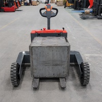 Chariot à palettes électrique tout-terrain de 1,5 tonne avec gros pneus pneumatiques pour terrains accidentés en extérieur