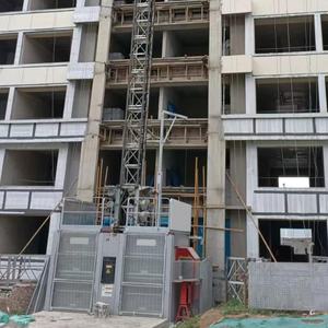 <span class=keywords><strong>Lift</strong></span> Konstruksi Double Cage HUGECRANE Bekas Kapasitas 2x2000kg Tinggi Angkat Maksimum 250m-650m - Product Image 4