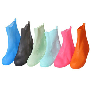 <span class=keywords><strong>Scarpe</strong></span> impermeabili copriscarpe <span class=keywords><strong>antipioggia</strong></span> da donna antiscivolo copriscarpe <span class=keywords><strong>antipioggia</strong></span> ispessito resistente all'usura - Product Image 1
