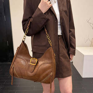 High quality women's fashionable retro PU durable and portable large capacity crossbody bag - Product Image 6