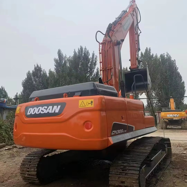 Used Excavator Doosan DX300LCA Heavy Construction Industry Great Price Crawler Good Condition for Sale