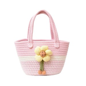 กระเป๋าผ้าทอจากฟางพร้อมลายปักดอกไม้ สีชมพู สีกากี สีเทา ฤดูร้อนปี 2023 กระเป๋าสะพายไหล่สำหรับผู้หญิงในชีวิตประจำวัน - Product Image 5