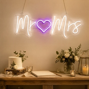 Letrero de Neón LED Personalizado con el Nombre de los Novios y Base de Acrílico Transparente para Decoración de Bodas - Product Image 4