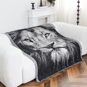 <span class=keywords><strong>Tapisserie</strong></span> Jacquard Motif Lion Noir et Blanc Dessin Animé, Couverture en Tissu Tissé Personnalisé, Décoration Murale Premium pour la Maison, Quatre Saisons - Product Image 2