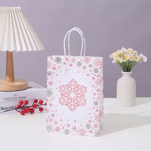 Bolsa de Regalo de Papel Navideña Personalizada, Diseño de Lujo para Compras con Copos de Nieve Invernales, Elegante y Personalizada - Product Image 2