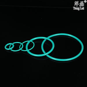 Joints d'étanchéité en caoutchouc fluorocarboné résistant aux hautes températures Yanglei, résistant aux acides et aux alcalis, avec un diamètre extérieur de 95-465*5 mm - Product Image 2