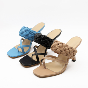 凉鞋oullis 2021露趾丁字裤编织高跟鞋骡子拖鞋女