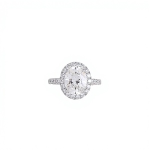 Bague de fiançailles en diamant taille ovale, sertie pavé, or massif 18 carats, bijoux fins classiques pour femme - Product Image 1