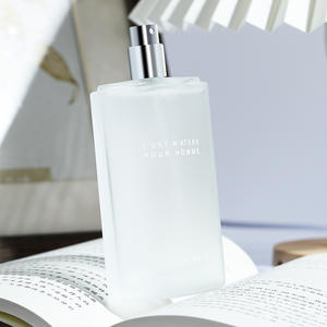 <span class=keywords><strong>Eau</strong></span> de Toilette Pure Water <span class=keywords><strong>Issey</strong></span> Miyake pour Homme Azur Gentleman Fraîche, Naturelle, Longue Durée, Parfum Léger 75ml - Product Image 2