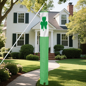 Décoration de jardin personnalisée pour la Fête de Saint Patrick : Décorations de jardin imprimées numériquement, chaussettes à vent volantes pour la cour, le jardin et la véranda - Product Image 5