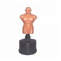 Sac de frappe autoportant en silicone en forme humaine pour l'entraînement de boxe