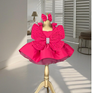 Abito Elegante di Lusso per Bambine da 1-12 Anni, <span class=keywords><strong>Vestito</strong></span> da Cerimonia con Maniche Corte, Motivi a Farfalla e Fiori, con Fascia per Capelli, Collezione 2026 - Product Image 4