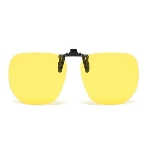 Lunettes de soleil à clipser pour la conduite avec verres polarisés TAC, protection UV400, unisexe, légères, verres jaunes - Product Image 1
