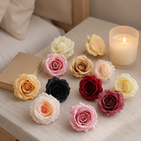 Vente d'usine : Têtes de roses en soie séchée de 9 cm, durables et imperméables, pour décoration murale florale pour la Saint-Valentin et la remise des diplômes