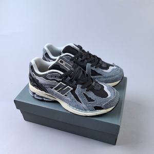 Vente en gros à bas prix de chaussures de sport tendance de qualité supérieure - chaussures de course respirantes argentées pour l'extérieur - chaussures de tennis - Product Image 2