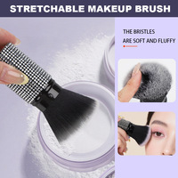 Pinceau de maquillage en nylon orné de diamants, manche en plastique ; Pinceau rétractable pour fard à joues et poudre libre, estampé à chaud, portable