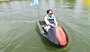 Jet-boat électrique haute vitesse 40 km/h, kart de course, mini jet-<span class=keywords><strong>ski</strong></span>, bateau personnel, sports nautiques à vendre - Product Image 3