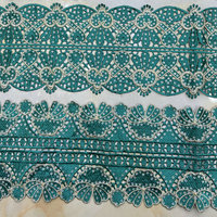 Dentelle en polyester brodée de couleurs variées avec sequins pour la vente en gros