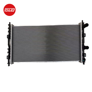 Radiateur en aluminium DPI 2323 POUR 01-06 CH SEBING CONV/SDN STATUS-SDN 4/6C0 - Product Image 1