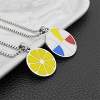 Collier pendentif rond géométrique personnalisé en émail, vente en gros