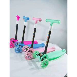 Children's Scooter Three Wheeled Adjustable Height With Flashing Wheels For 2-8 Years Old Kids Blue Color - Product Image 4