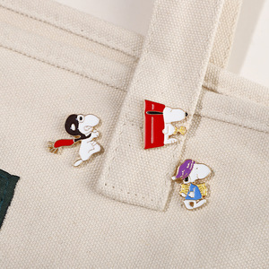 ODM Fashion Cartoon <strong>Snoopy</strong> Plated Zinc Alloy Brooch Anime Badge Costume Scarf Cute Bag Accessories Pin - Product Image 3