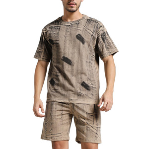 Ensemble T-shirt et short décontracté pour homme, col rond, 100 % coton, séchage rapide, confortable, personnalisable avec logo moderne - Product Image 1