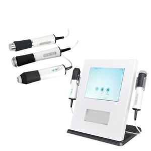 Appareil de soin du visage 3 en 1 à oxygène, machine de rajeunissement du visage, jet d'oxygène portable, machine d'oxygénation à bulles de CO2 - Product Image 1