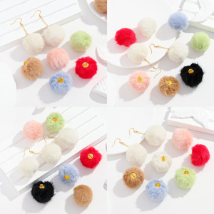 Pompon en fausse fourrure de lapin de 30 mm de Nantong, accessoire pour boucles d'oreilles, colliers et fournitures de bricolage pour bijoux - Product Image 3