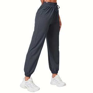 Pantalons de sport décontractés pour femmes grande taille OEM, taille élastique, amples, respirants, à séchage rapide, amincissants, pour la course à pied - Product Image 2