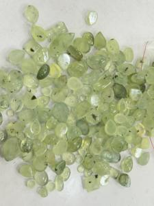 Alta demanda, piedra de cuarzo Prehnita Natural, cabujón suelto, piedras preciosas, corte redondo/ovalado para la fabricación de joyas de la India - Product Image 4