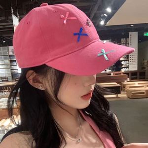 หมวกเบสบอลสไตล์วินเทจสีชมพูเดนิมแบบปรับได้สำหรับผู้หญิง - Product Image 3
